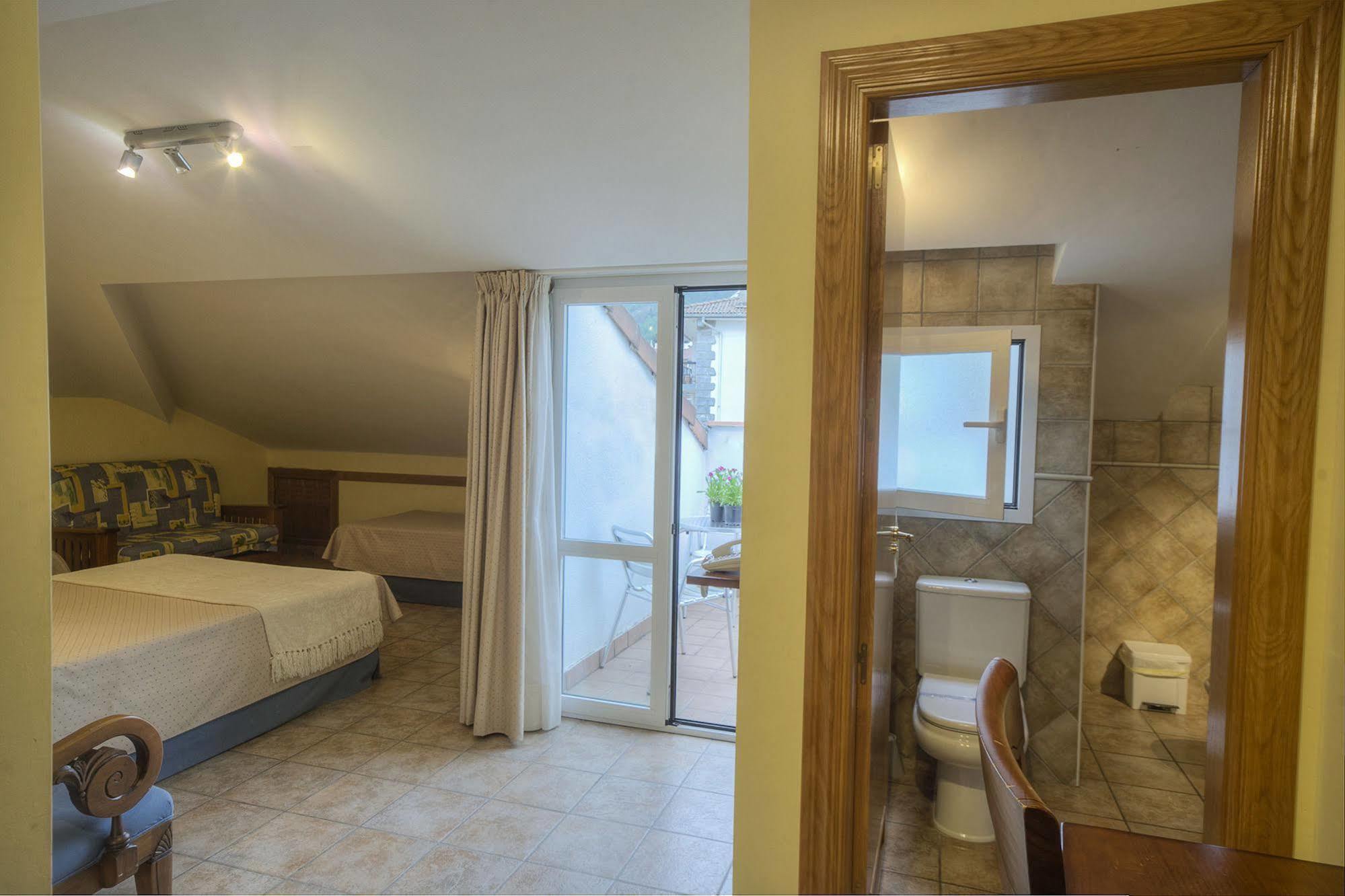 Hostal Jai Alai Leitza  Esterno foto