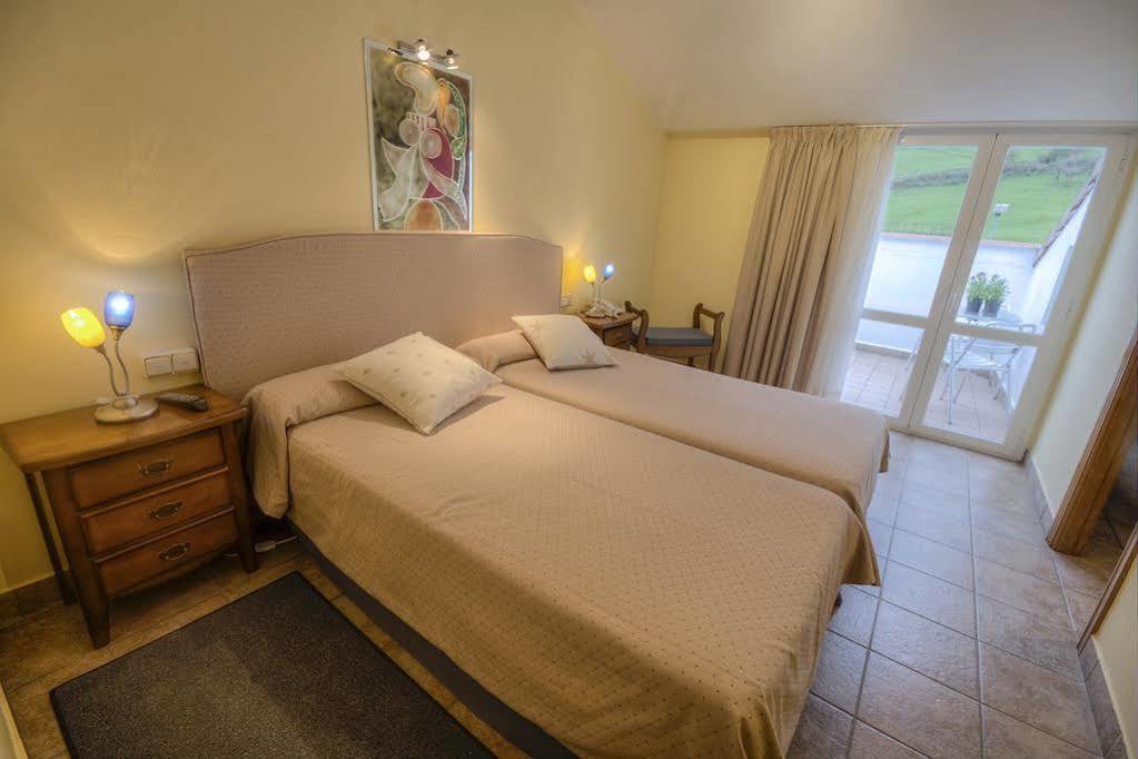 Hostal Jai Alai Leitza  Esterno foto